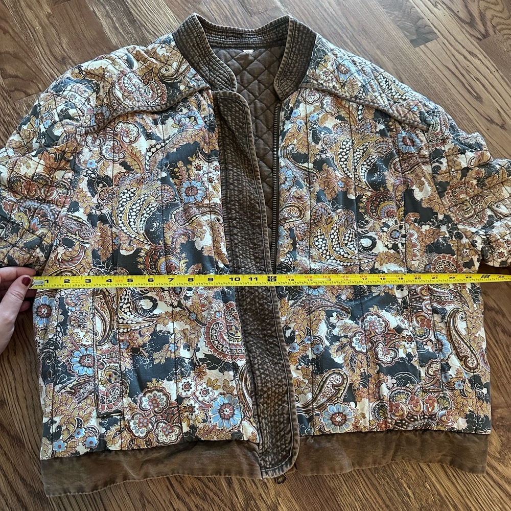 Free People- Great Escape quilted jacket - Picture 3 of 4
